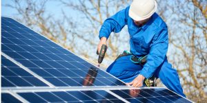 Installation Maintenance Panneaux Solaires Photovoltaïques à Fretterans